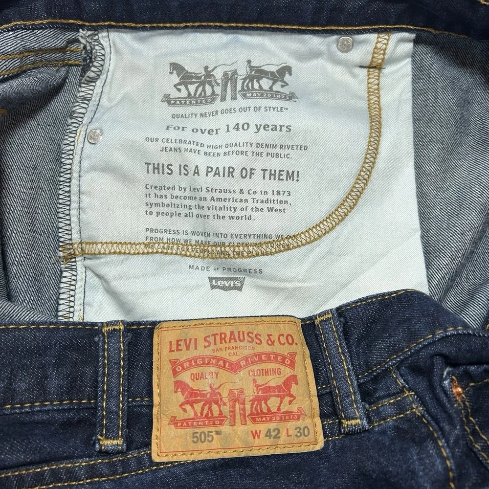 Levis 505 Jeans Mens 42X30 Blue‎ Dark Wash Cotton Stretch Straight Fit Workwear
